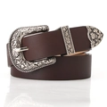 Donkerbruine leren riem met retro gegraveerde zilveren gesp en metalen uiteinde - 105cm / koffiekleur