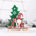 Décoration de Noël en bois, traîneau avec sapin vert, gnome et lettres XMAS - Grand Chapeau à Rayures