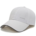 Witte sneldrogende sportieve honkbalpet met mesh-stof en SPORTS-tekstopdruk - Verstelbaar / Wit