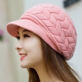 Roze gebreide wintermuts met klep voor dames met warm dik kabelpatroon textuur - Roze