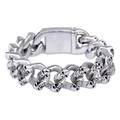Dettaglio macro del bracciale a maglie con teschio in argento e finitura in metallo - Colore Acciaio 22.5cm (Adatto per polso da 20-21cm)