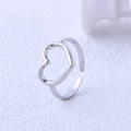 Anello aperto cuore minimalista in acciaio inossidabile argento con design traforato - Aperto Regolabile / Color Acciaio