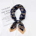 Élégant foulard en soie bleu marine avec motifs cercles géométriques et fini brillant - Double Cercle Bleu Marine
