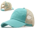 Berretto da baseball in mesh verde menta con foro a incrocio per coda di cavallo e ricamo - Blu lago