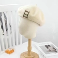 Vintage beige wool beret with bronze metal buttons displayed on a mannequin head - M (56-58cm) / Gold Buckle - Beige