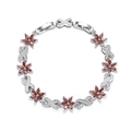 Detalle de la pulsera de plata S925 con flores de glicina púrpura y circón rojo - Rojo Granate