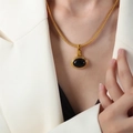 Collana a catena serpente placcata oro vintage con pendente ovale in vetro nero francese - Ciondolo ovale nero / Collana Oro