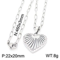 Collana in acciaio argento con pendente a cuore traforato e zirconi su catena a graffetta - Collana a Cuore Cavo (KN232001-KFC) / Color Acciaio