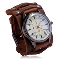 Vintage bruin lederen polshorloge met metalen studs en ronde wijzerplaat op wit - Retro Bruin