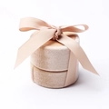 Elegante portagioie rotondo in velluto beige champagne con un fiocco decorativo sulla parte superiore - Scatola per anelli / 5.8x5.3cm / Albicocca