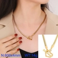 Collana a catena serpente dorata con chiusura a cuore e freccia indossata - Stile B Oro Catena a Serpente Cuore Freccia Chiusura (KN234625-Z)