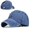 Dunkelblaue gewaschene Denim-Pferdeschwanz-Baseballkappe mit Distressed-Details und Metallschnalle - Verstellbar / Marineblau