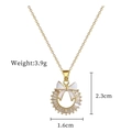 Elegante gouden titanium ketting met een zirkonia krans en witte strik hanger - Titanium Staal / Koper / Strikkrans Ketting (D513)