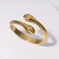 Anello aperto dorato minimalista con mani che si abbracciano in acciaio inox su fondo bianco - Regolabile / Oro