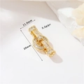 Dettaglio macro di una chiusura per gioielli in oro 14K con zirconi per collane - Oro 14K H-12206 Stile Catena