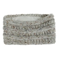 Détail de la texture en grosse maille et de la doublure polaire douce du bandeau d'hiver - Blanc Beige Chiné