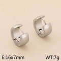 Silberne Huggie-Ohrringe aus Titanstahl, 16x7mm breit mit gebürsteter Oberfläche - Gebürstetes Silber Breiter Stil (KE111297-K)