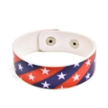 PU-Lederarmband mit US-Flaggen-Sternen und Streifen sowie Druckknopfverschluss - Stars and Stripes Stil / Blau