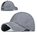 Graue gewaschene Baseballkappe im Distressed-Look mit Pferdeschwanz-Loch - Verstellbar / Grau