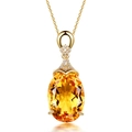 Elegante gouden ketting met grote ovale gele edelsteen hanger en diamanten accenten - Halsketting met hanger
