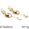 Pendientes largos dorados con anillos geométricos y colgantes de corazón para un look de moda - Dorado (KE86821-KFC)