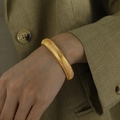 Sz07 Gold 18cm Wide 1.2cm