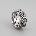 Anillo de corazón trenzado en acero inoxidable plateado con diamantes de imitación - US 6 / Estilo Trenzado con Diamantes de Imitación y Corazón Calado (KR44459-K)