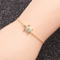 Verstellbares goldenes Schildkrötenarmband mit bunten Zirkonia am Handgelenk - Boxkette Schildkröte (B0154)