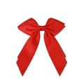 Détail d'un nœud papillon en satin rouge avec de longs rubans et une coupe en queue d'aronde - Rouge