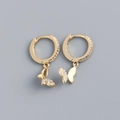 Detaillierte Makroansicht der S925 Silber Gold Schmetterling Ohrringe mit Zirkonia - 925er Silber / Gold