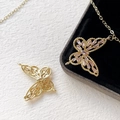 Makroaufnahme von 14k Gold Schmetterlingsanhänger mit rosa Zirkon und Metallrahmen - 2# 18K Gold (Rosa Stein)