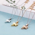 Tres collares con colgante de libélula en acero inoxidable plateado, dorado y oro rosa - Pequeña libélula / Dorado