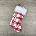 Rode geruite kerstsok met witte imitatiebont rand en decoratieve sneeuwvlok applicaties - Rood-Witte Geruite Sneeuwvlok Sok / Rood Wit Geruit