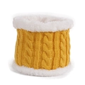 Gelber Kinder-Strickschal für den Winter mit weichem weißem Plüsch-Innenfutter - Einheitsgröße / Gelber Schal