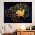 Tapisserie murale artistique montrant un profil de femme céleste avec lune et étoiles - Fille Étoilée Bleu Marine Or (7)