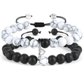 Dettaglio della chiusura magnetica a cuore su bracciali di coppia in quarzo rosa e pietra - Bracciale Turchese Bianco + Pietra Smerigliata