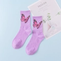 Lila Baumwollsocken in Wadenlänge mit exquisiter rosa Schmetterlingsstickerei - Einheitsgröße / Lila