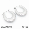 Pendientes en U de acero 18k con acabado de ondas plateadas de textura chic - Estilo Patrón Espiral (KE112411-KFC) / Color Acero