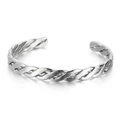 Minimalistisches Armband aus poliertem Edelstahl mit gedrehter Textur und offener Manschette - Silberner Gedrehter Stil (KB136237-KFC)