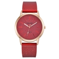 Reloj de cuarzo elegante para mujer con esfera roja estrellada y correa de malla roja - Rojo