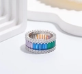 Vue détaillée bague argent sertie de gemmes arc-en-ciel et bordures en zircone - US 6 / Argenté