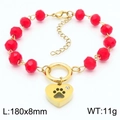 Goldenes Perlenarmband mit roten facettierten Kristallen und Katzenpfoten-Herzanhänger - Herz Pfotenmodell (KB183015-TJG) / Gold Rote Perlen