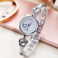 Montre quartz femme avec bracelet fleur diamanté argenté et cadran à cœurs - Bracelet Argent + Cristal Blanc