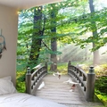 Tapisserie paysage de forêt avec pont en bois et pigeons pour mur de chambre - Chemin de Forêt