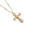 Elegante collana con ciondolo a croce dorata per donna e diamanti bianchi su sfondo bianco - Stile Croce d'Oro con Strass Pieni (00657-YH Croce)
