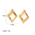 Gedetailleerde afmetingen voor gouden geometrische oorringen met gehamerde textuur - Gehamerde Ruit Geometrische Stijl (AJ289-K)