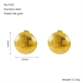 Detailed view of 25mm 18k gold plated stainless steel hoop earrings with vertical texture - Round Striped Style (1505)