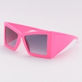 Chic butterfly structure sunglasses in bright pink with gradient grey lenses - Pink Frame Smoke Grey Lens