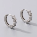 Orecchini a cerchio a forma di cuore in acciaio al titanio argento con zirconi - Orecchino a Cerchio Con Cuore in Strass (KE110485-TOT)