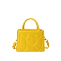 Sac à main jaune carré en similicuir avec gaufrage cœur et bandoulière réglable - Jaune